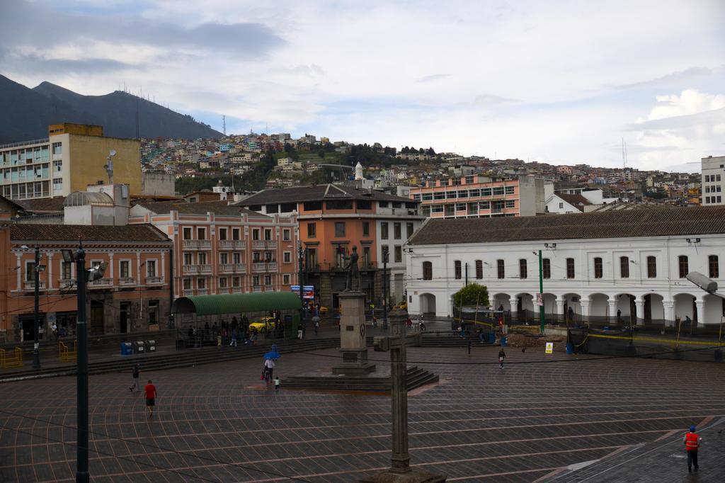 Hostal Juana De Arco Quito Eksteriør billede